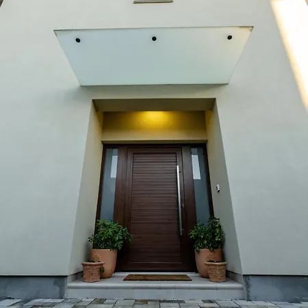Вілла House 
