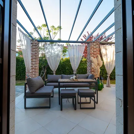 וילה House 